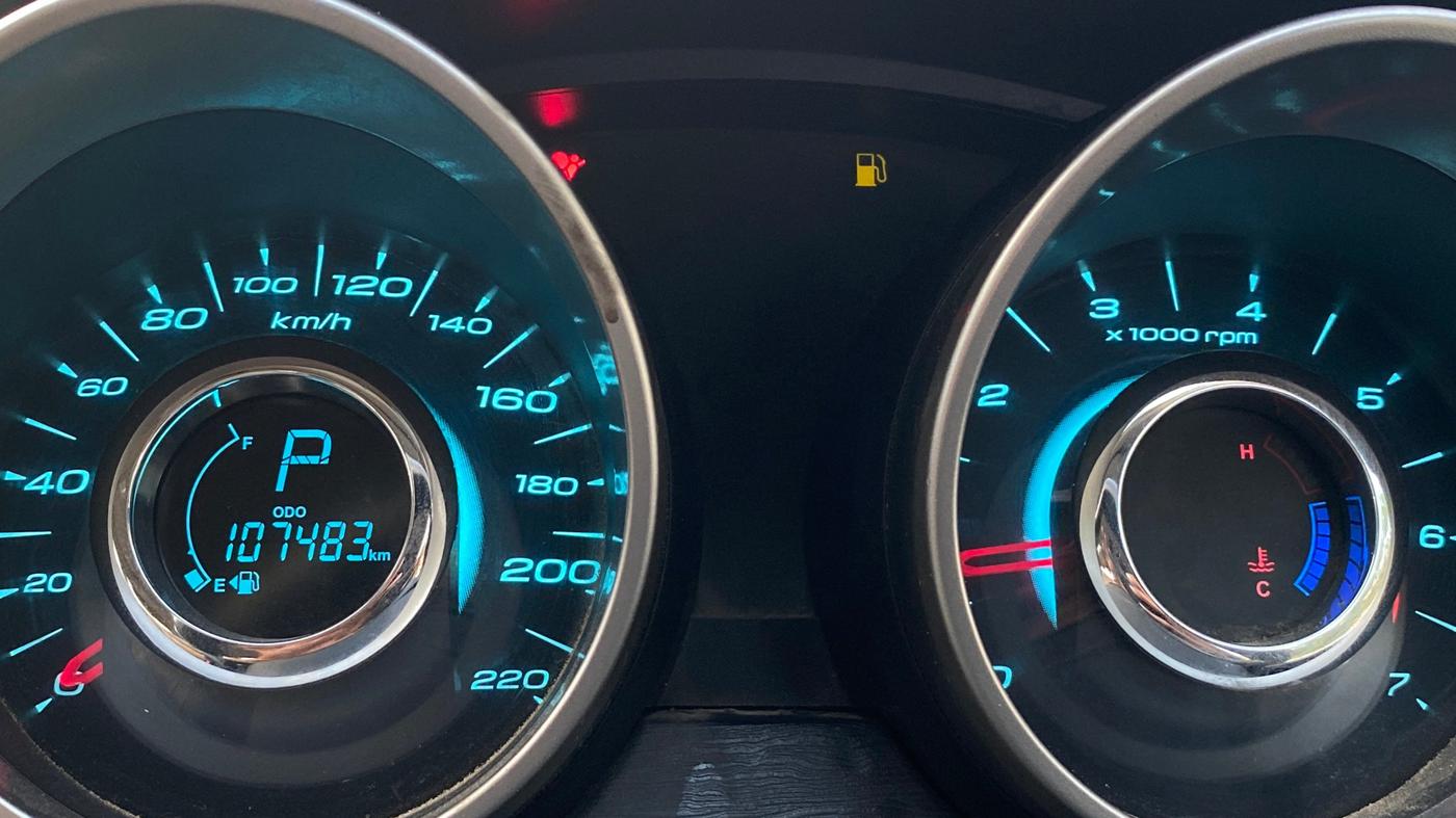 2018 Mahindra XUV500 W11 AT, Diesel, Automatic, 1,07,471 km, Odometer Image