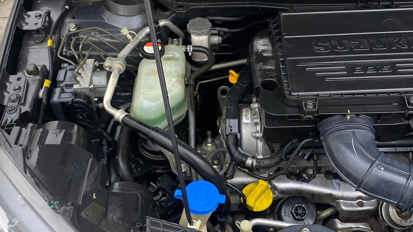 2019 Maruti Vitara Brezza VDI, Diesel, Manual, 33,533 km, Engine View - Right
