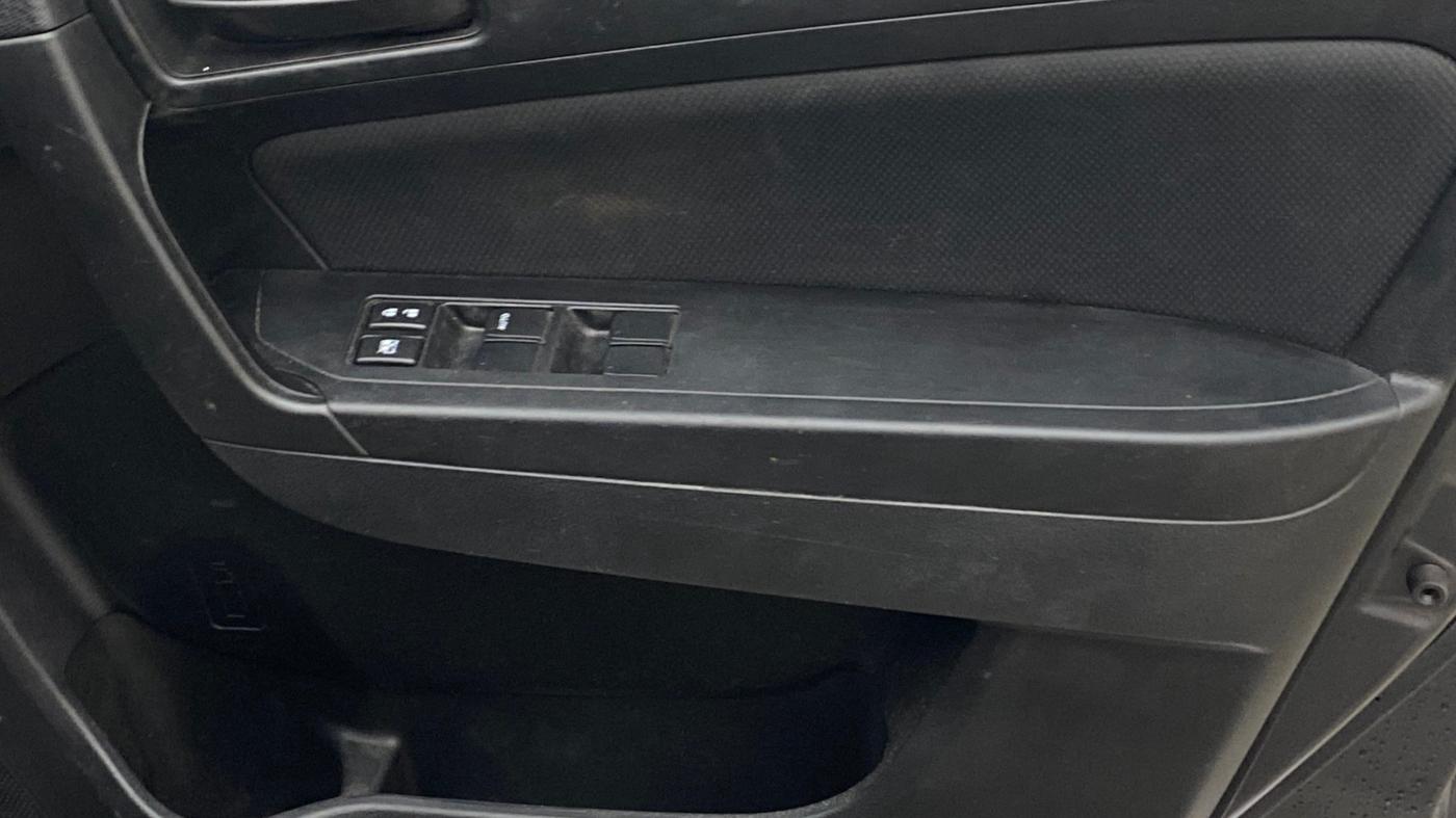 2019 Maruti Vitara Brezza VDI, Diesel, Manual, 33,533 km, Driver Side Door Panels Control