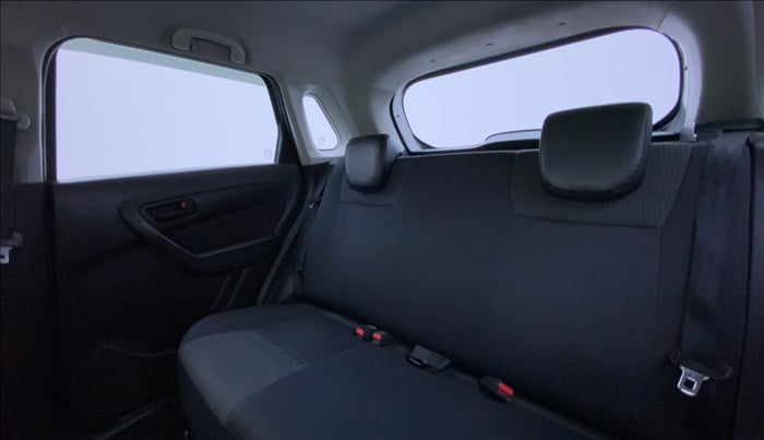 2016 Maruti Vitara Brezza VDI OPT, Diesel, Manual, 1,57,720 km, Right Side Rear Door Cabin