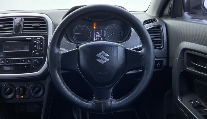 2016 Maruti Vitara Brezza VDI OPT, Diesel, Manual, 1,57,720 km, Steering Wheel Close Up