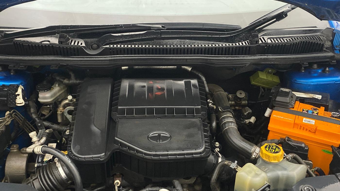 2018 Tata NEXON XZ PLUS DIESEL, Diesel, Manual, 51,924 km, Engine View