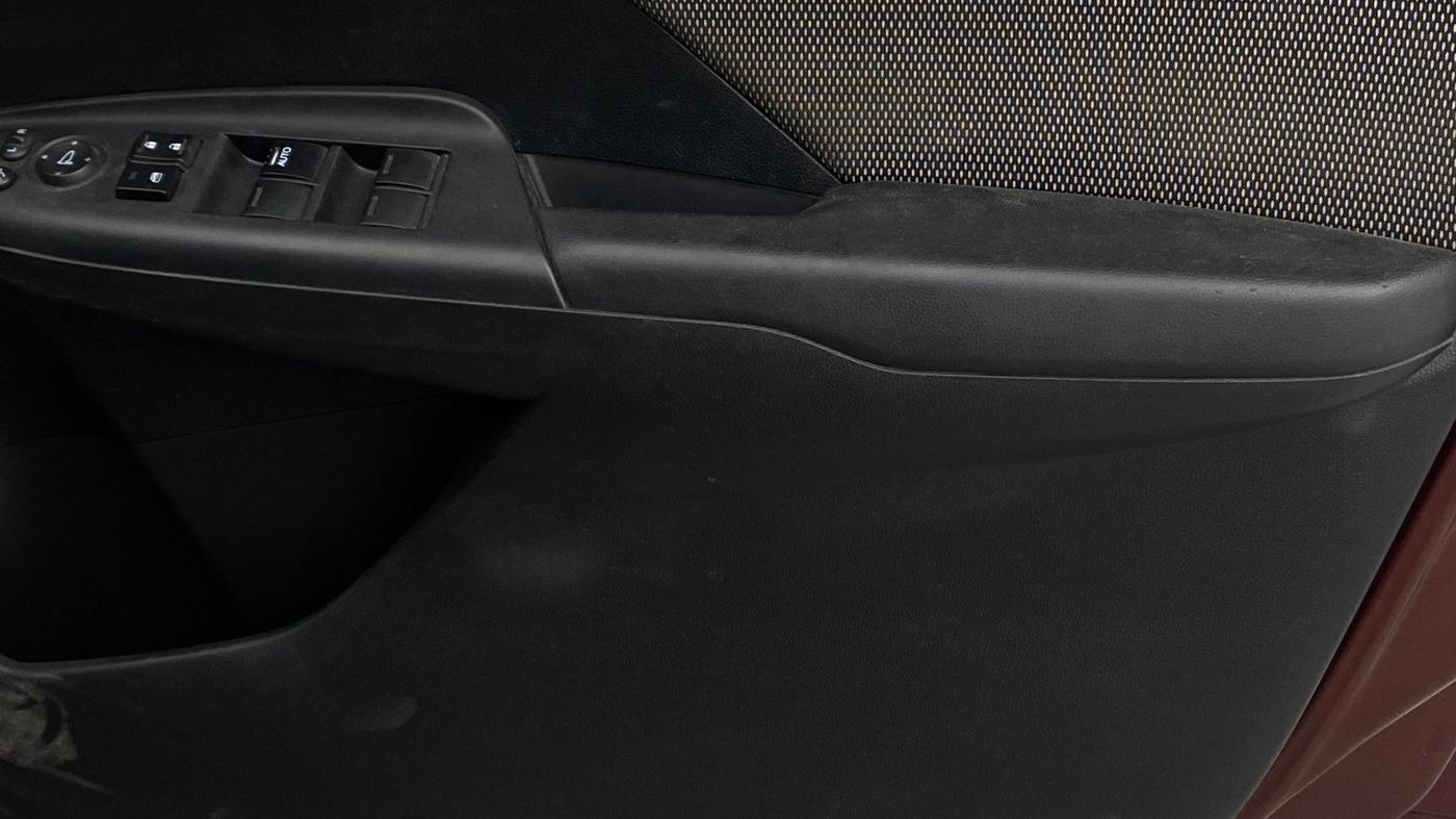 2018 Honda WR-V 1.2L I-VTEC VX MT, Petrol, Manual, 99,366 km, Driver Side Door Panels Control