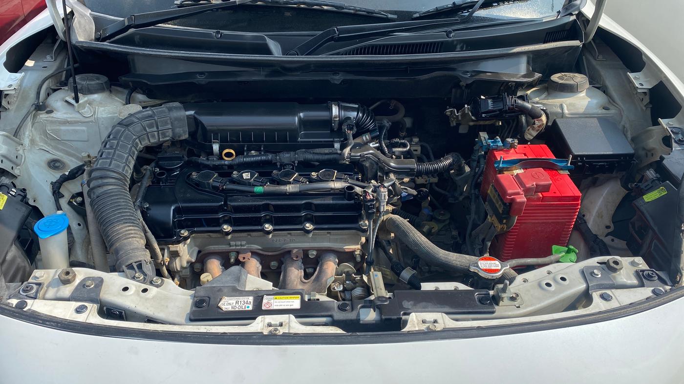 2020 Maruti Swift VXI, Petrol, Manual, 68,128 km, Engine View