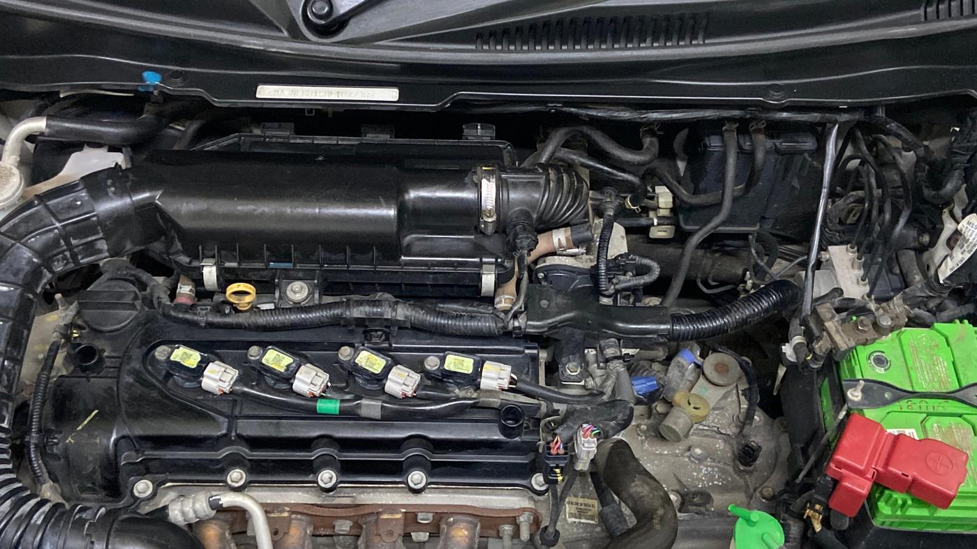 2017 Maruti IGNIS DELTA 1.2, Petrol, Manual, 32,665 km, Engine View