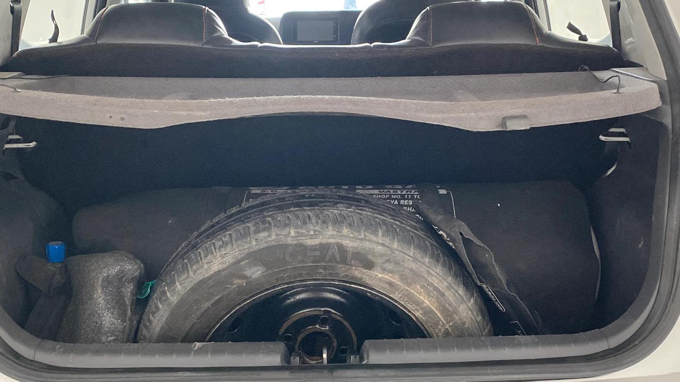 2020 Hyundai GRAND I10 NIOS MAGNA CORPORATE EDITION 1.2 KAPPA VTVT, CNG, Manual, 47,122 km, Boot Inside