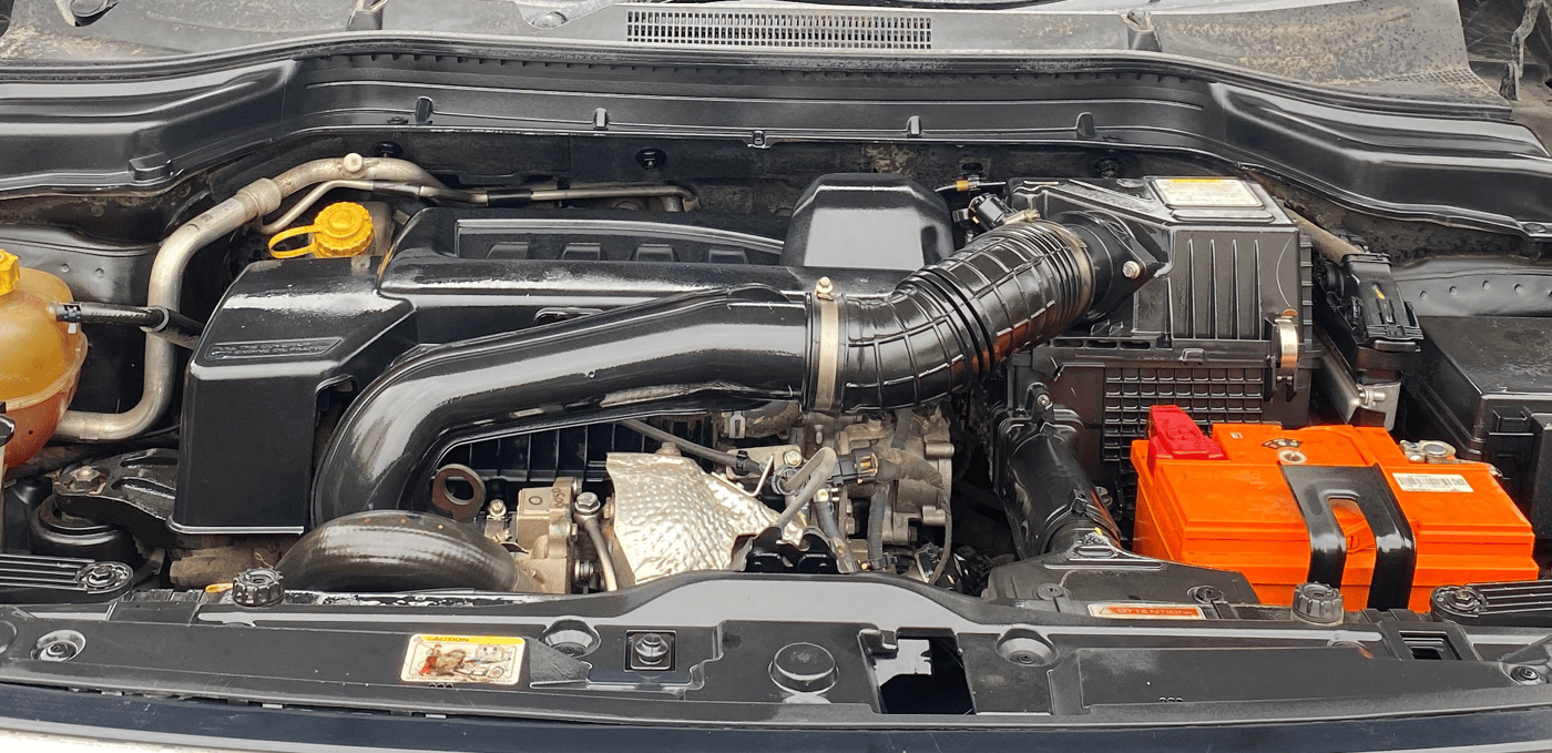 2023 Mahindra XUV300 W8 1.5 DIESEL, Diesel, Manual, 98,390 km, Engine View