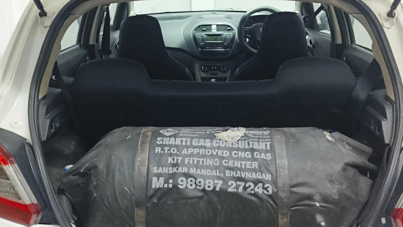 2019 Tata Tiago XT PETROL, CNG, Manual, 1,21,430 km, Boot Inside