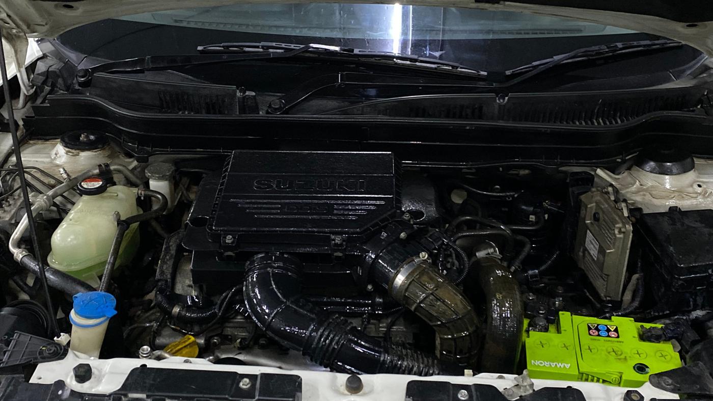 2017 Maruti Vitara Brezza VDI (O), Diesel, Manual, 48,372 km, Engine View