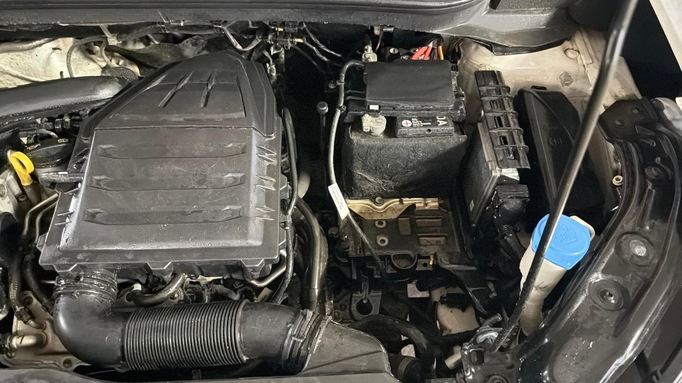2022 Volkswagen TAIGUN HIGHLINE 1.0 TSI AT, Petrol, Automatic, 73,440 km, Engine View - Left