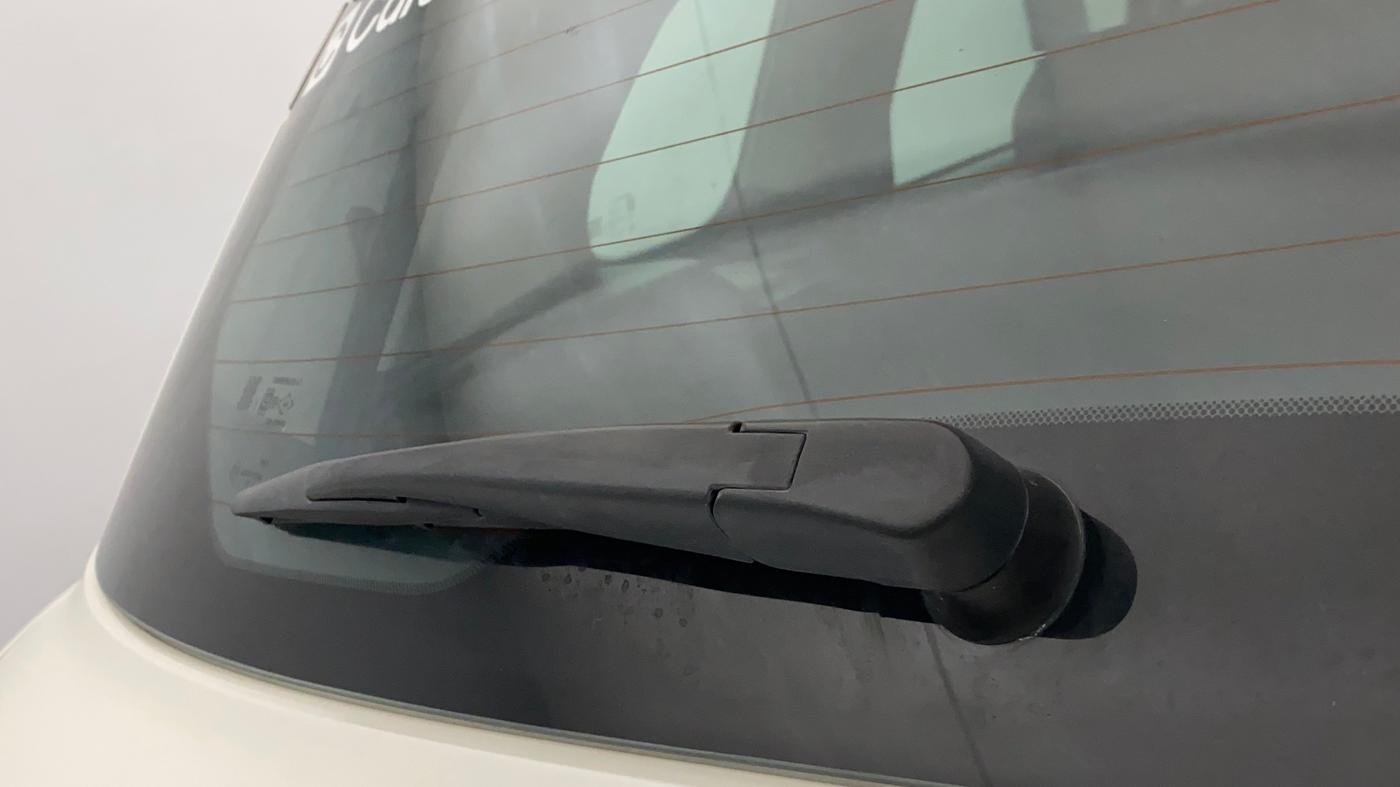 2025 Maruti Grand Vitara ALPHA PLUS HYBRID ECVT, Hybrid, Automatic, 16,069 km, Rear Wiper