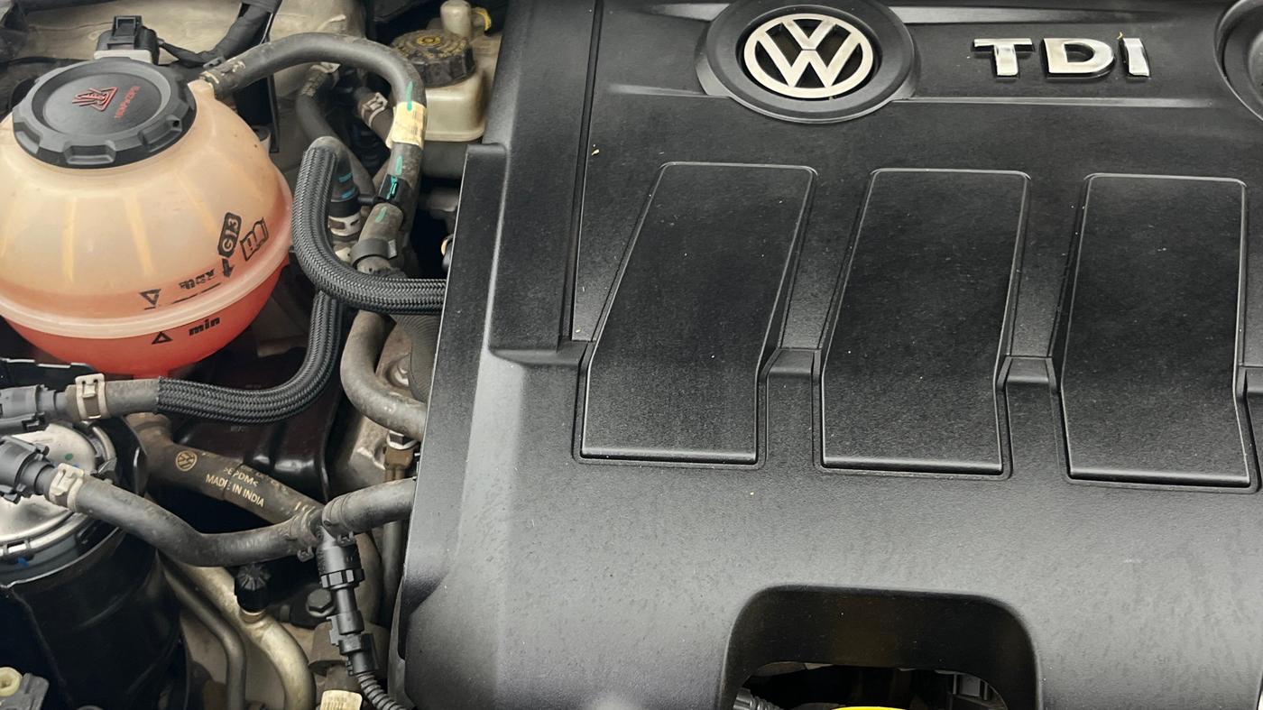 2018 Volkswagen Ameo HIGHLINE PLUS 1.5L AT 16 ALLOY, Diesel, Automatic, 69,838 km, Engine View - Right
