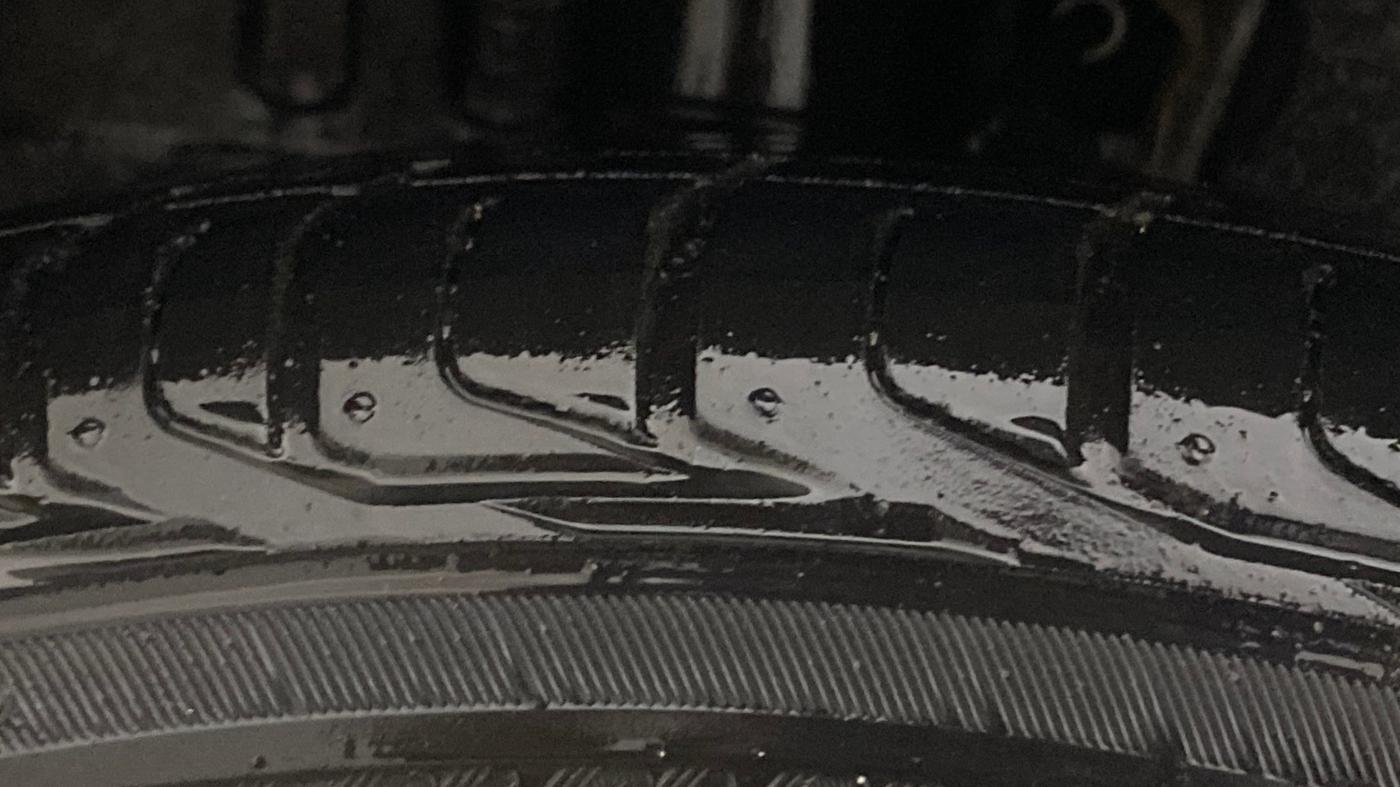 2023 Tata NEXON XE PETROL, Petrol, Manual, 11,231 km, Right Rear Tyre Tread