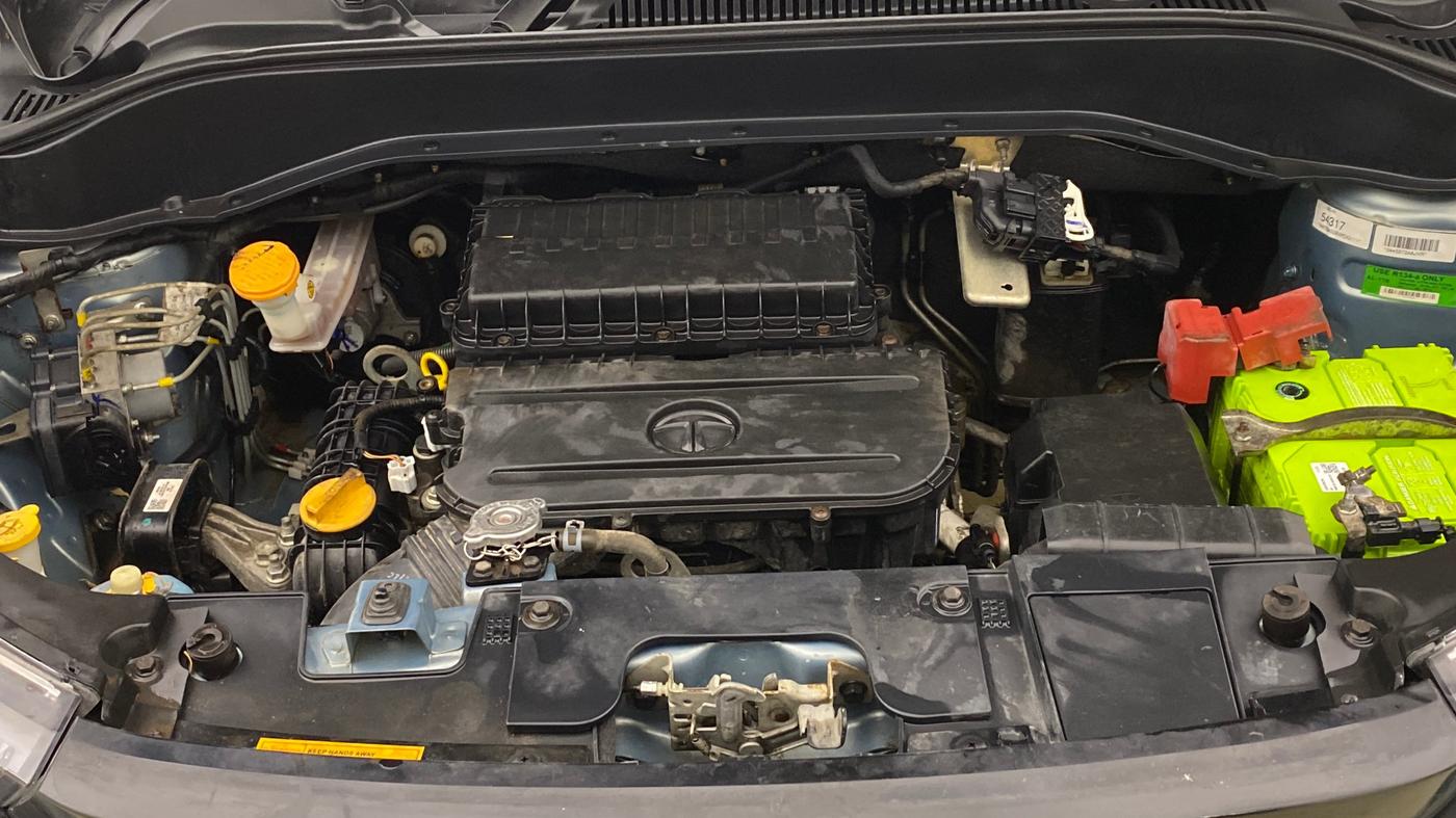 2022 Tata PUNCH ADVENTURE MT, Petrol, Manual, 23,037 km, Engine View