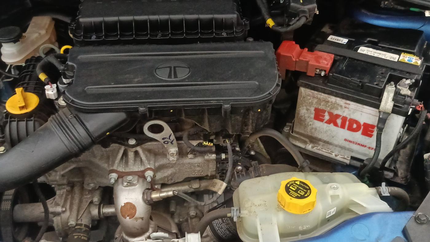 2024 Tata Tiago  XZA Plus (O), Petrol, Automatic, 6,613 km, Engine View - Left