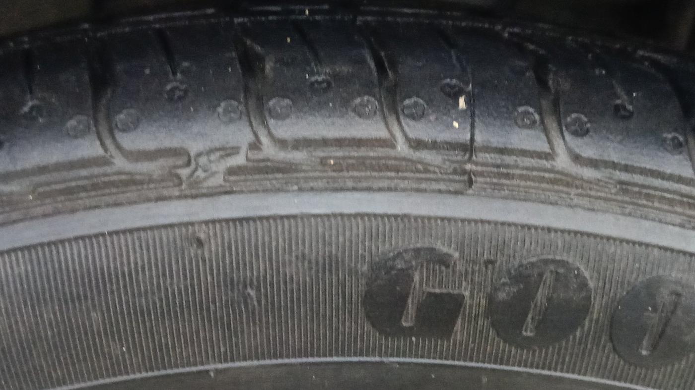 2024 Tata Tiago  XZA Plus (O), Petrol, Automatic, 6,613 km, Right Front Tyre Tread