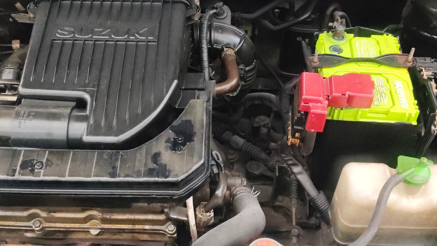2013 Maruti Swift VXI, Petrol, Manual, 72,244 km, Engine View - Left
