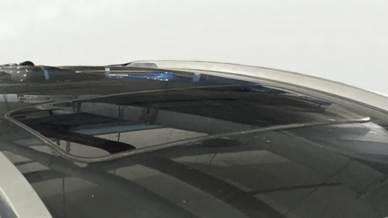 2021 Tata NEXON XZ PLUS (O) PETROL, Petrol, Manual, 39,541 km, Moonroof/ Sunroof