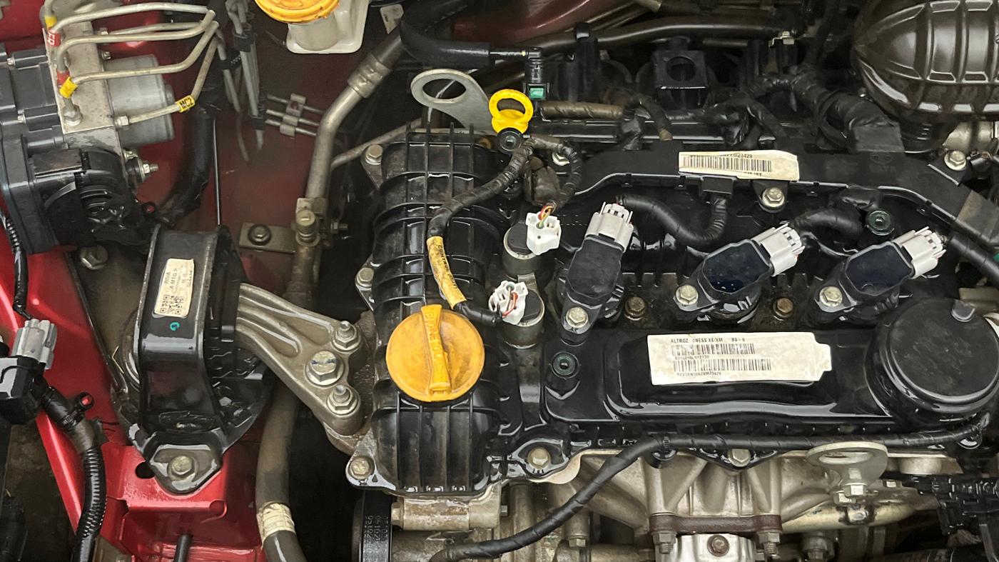 2020 Tata ALTROZ XE PETROL, Petrol, Manual, 60,030 km, Engine View - Right