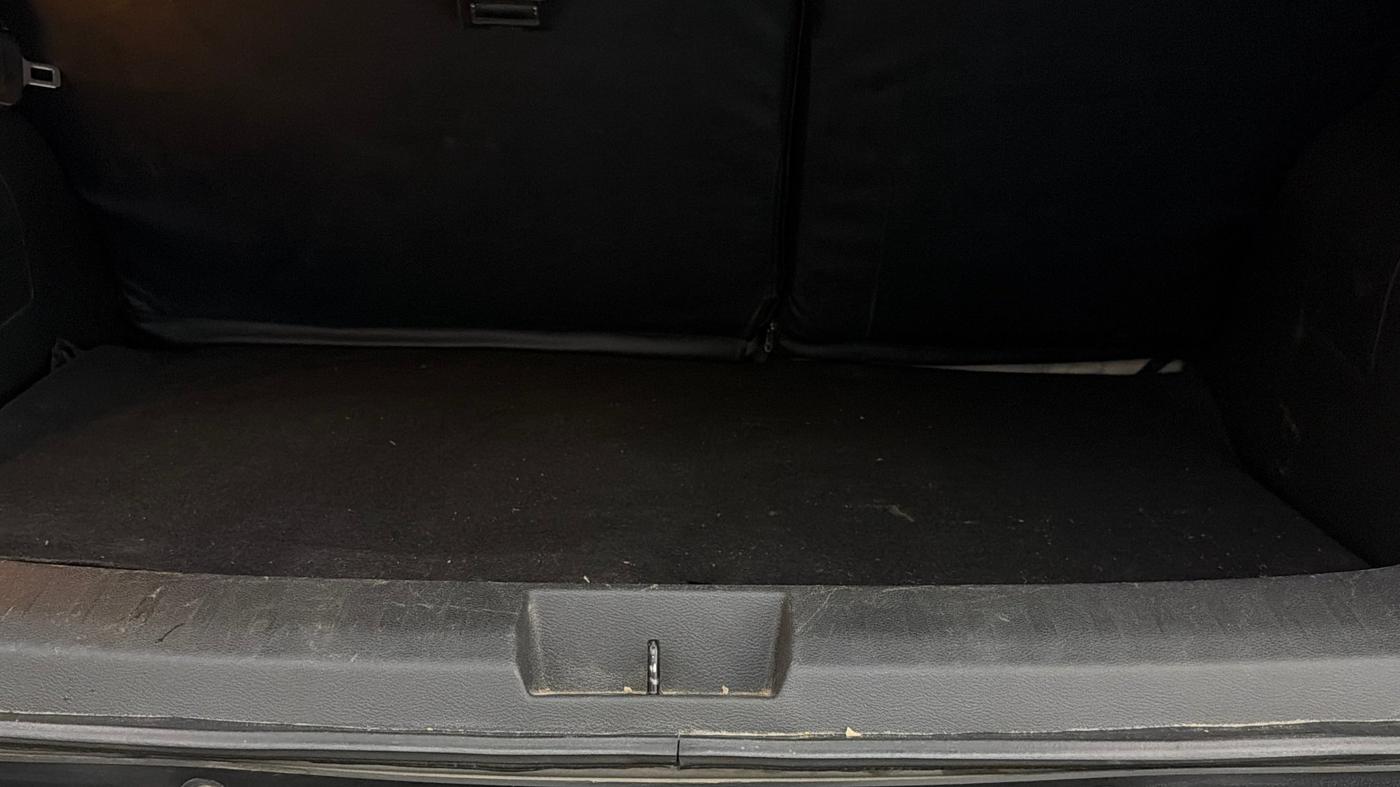 2021 Nissan MAGNITE XV MT, Petrol, Manual, 49,270 km, Boot Inside