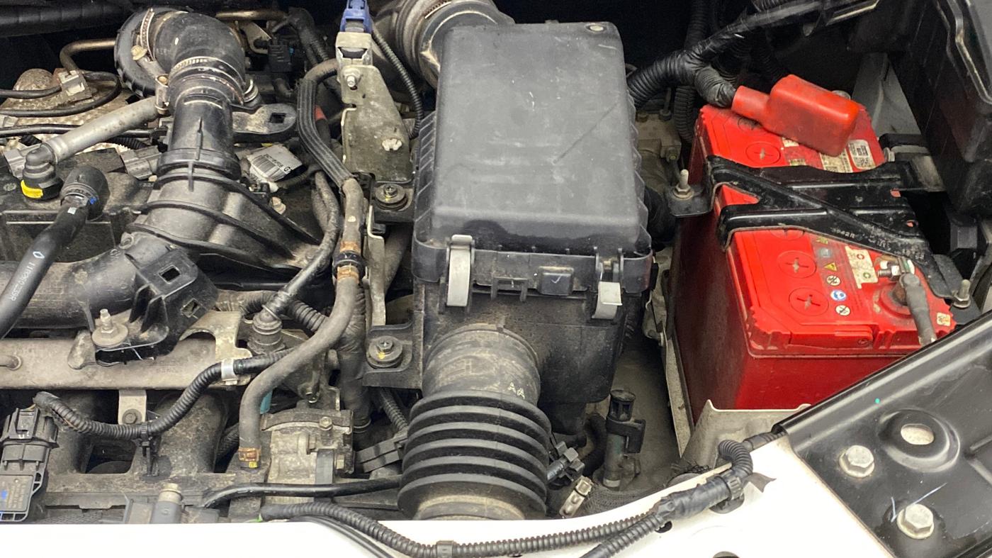 2022 Nissan MAGNITE XV TURBO CVT, Petrol, Automatic, 34,372 km, Engine View - Left