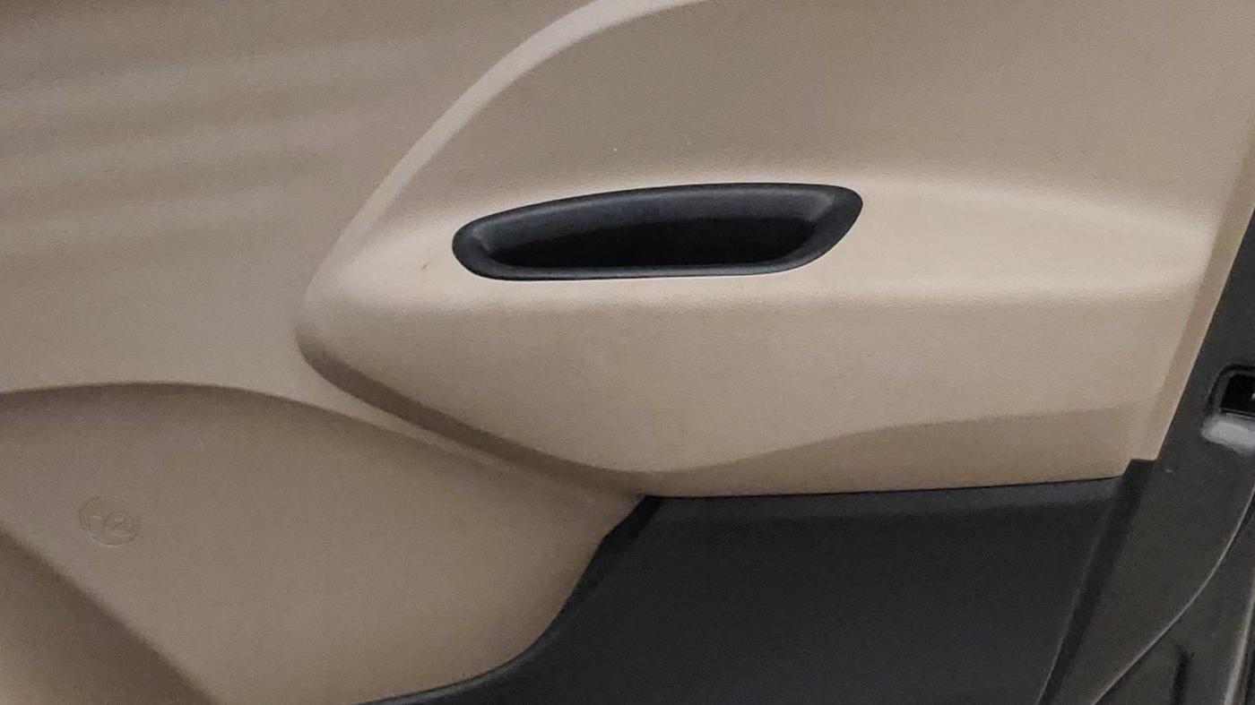 2022 Hyundai NEW SANTRO SPORTZ AMT, Petrol, Automatic, 13,210 km, Driver Side Door Panels Control