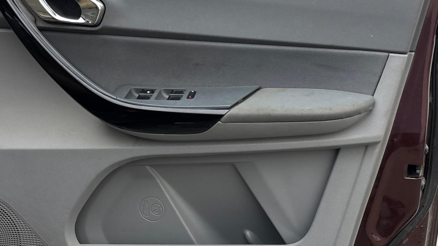 2021 Tata TIGOR XZA PLUS PETROL, Petrol, Automatic, 39,947 km, Driver Side Door Panels Control