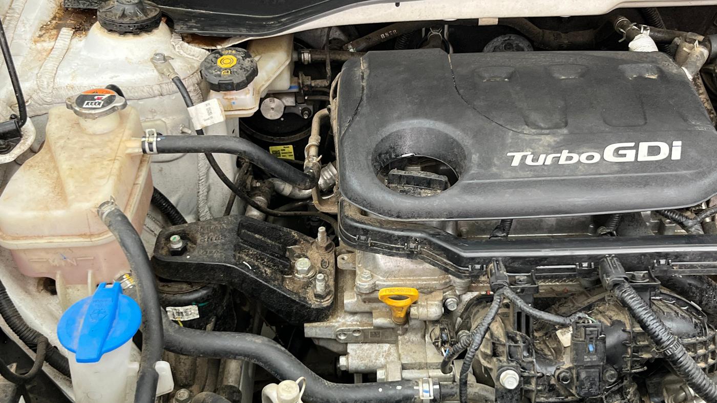 2024 Hyundai VENUE S (O) 1.0 Turbo MT, Petrol, Manual, 28,100 km, Engine View - Right