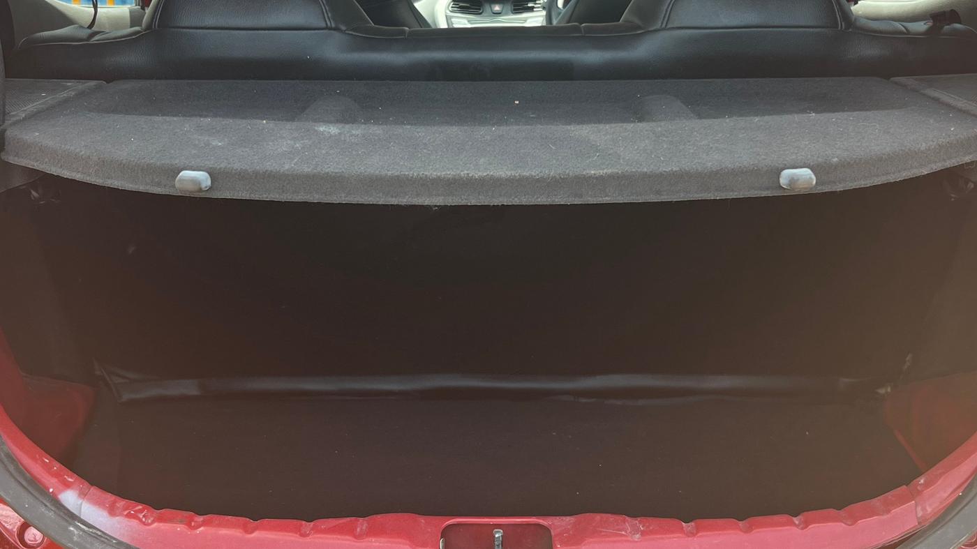 2017 Hyundai Eon SPORTZ, Petrol, Manual, 10,539 km, Boot Inside