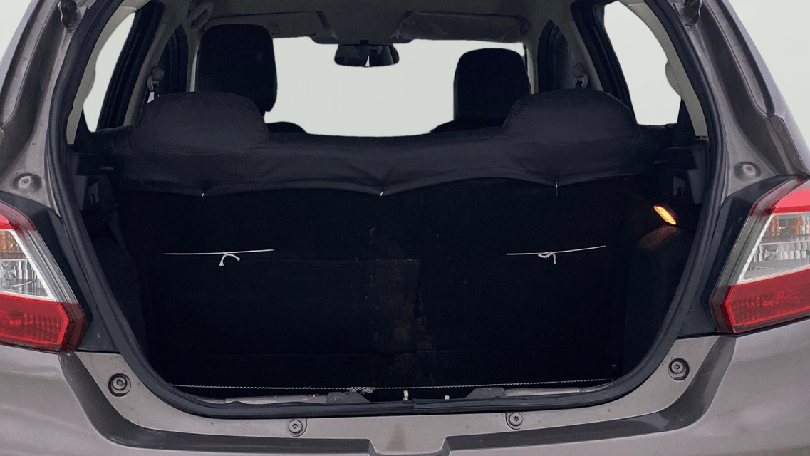 2017 Tata Tiago XZ(O) PETROL, Petrol, Manual, 90,426 km, Boot Inside
