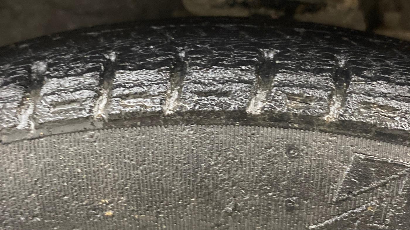 2019 Maruti Alto K10 VXI, Petrol, Manual, 44,676 km, Left Front Tyre Tread