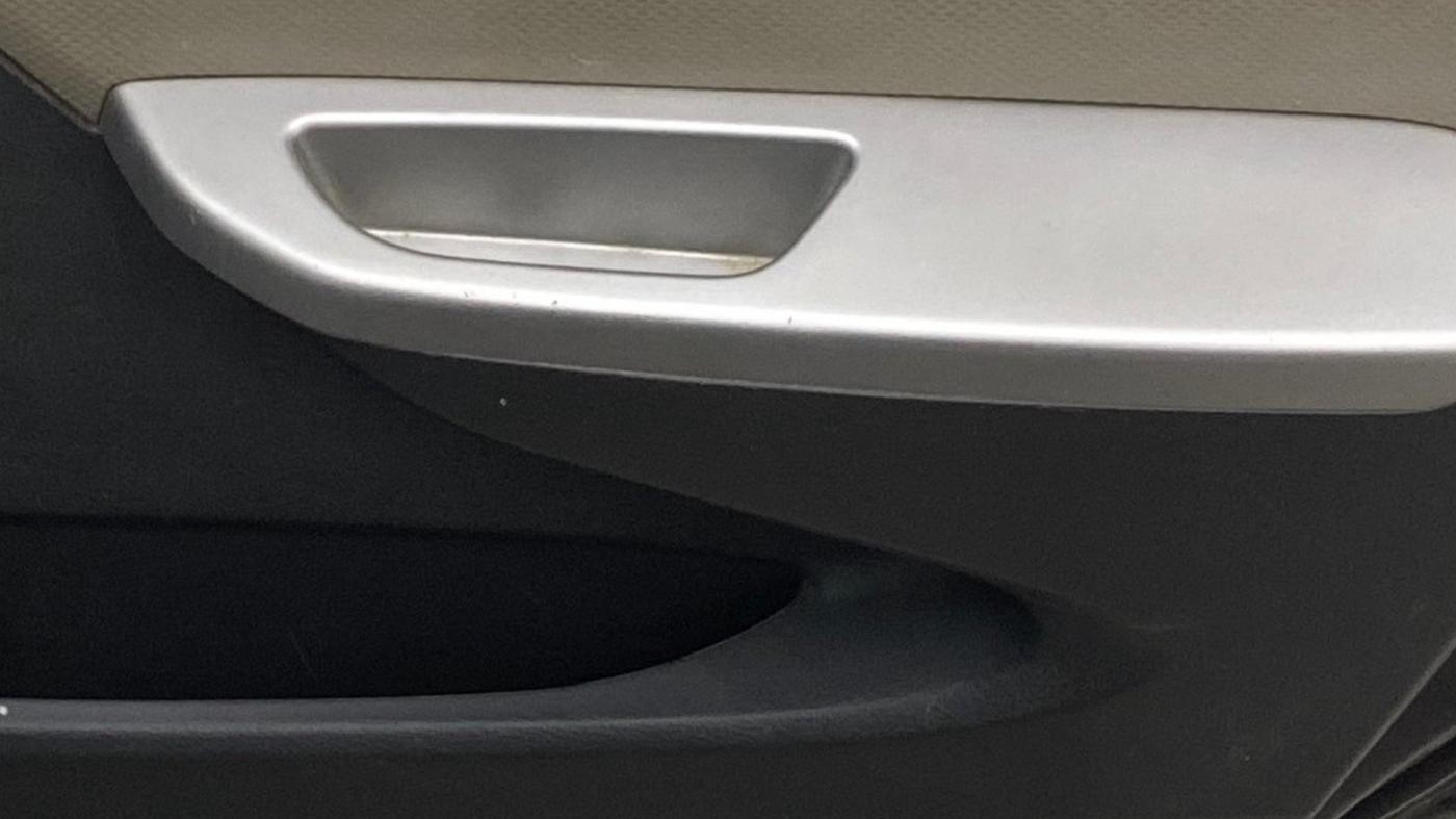 2019 Maruti Alto K10 VXI, Petrol, Manual, 44,676 km, Driver Side Door Panels Control