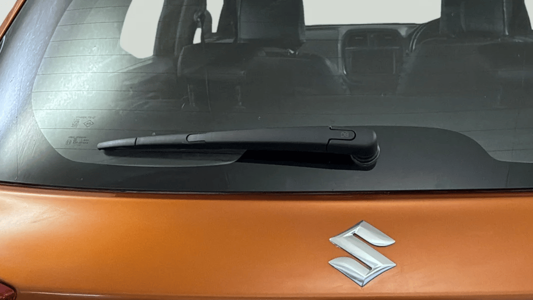 2022 Maruti Vitara Brezza ZXI PLUS, Petrol, Manual, 1,02,086 km, Rear Wiper