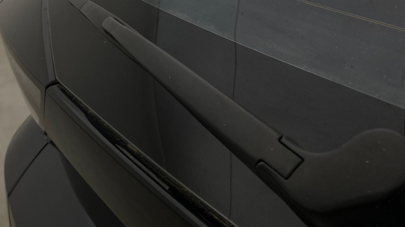 2020 Tata ALTROZ XZ PETROL, Petrol, Manual, 25,106 km, Rear Wiper