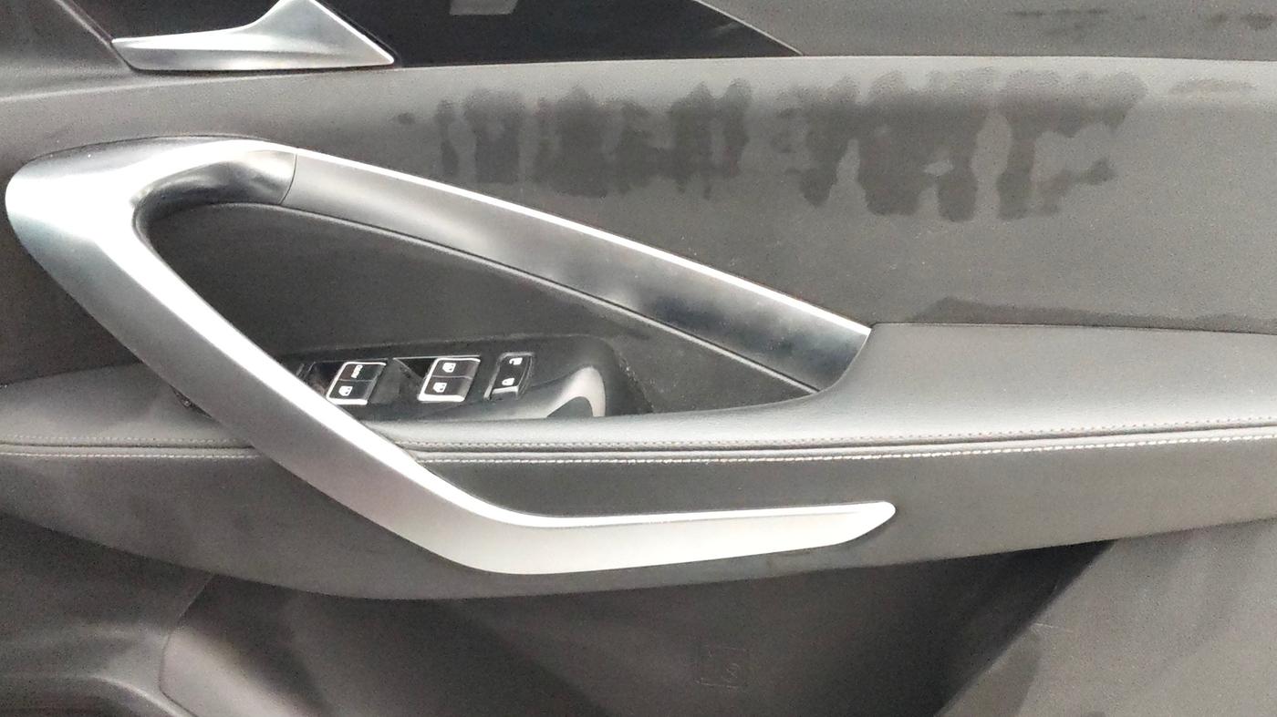 2019 MG HECTOR SHARP 1.5 DCT PETROL, Petrol, Automatic, 43,918 km, Driver Side Door Panels Control