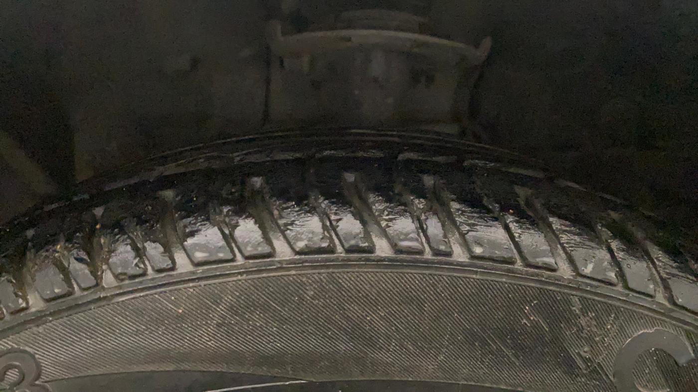 2016 Ford New Figo TREND 1.2 PETROL, Petrol, Manual, 57,959 km, Left Front Tyre Tread