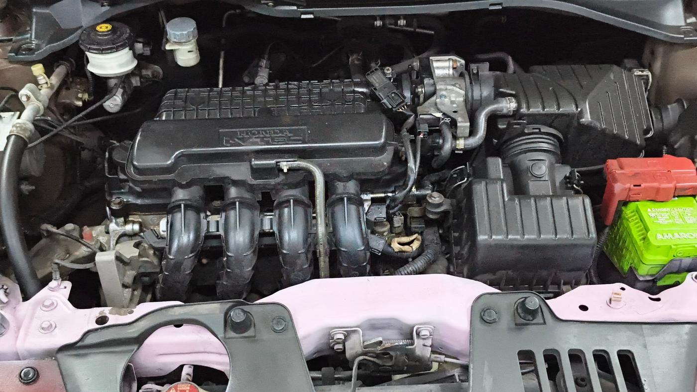 2014 Honda Amaze 1.2L I-VTEC VX, Petrol, Manual, 74,682 km, Engine View