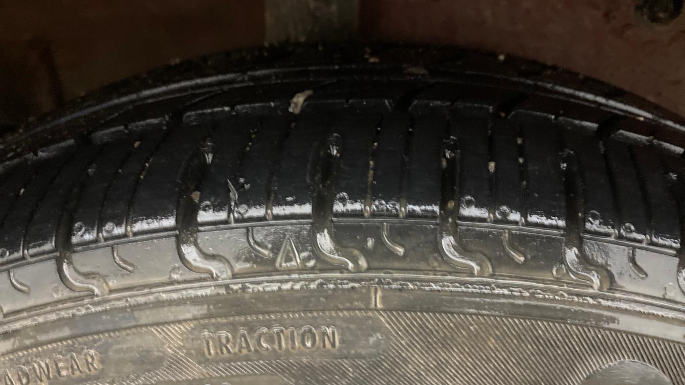 2014 Maruti Celerio ZXI, Petrol, Manual, 53,421 km, Right Rear Tyre Tread