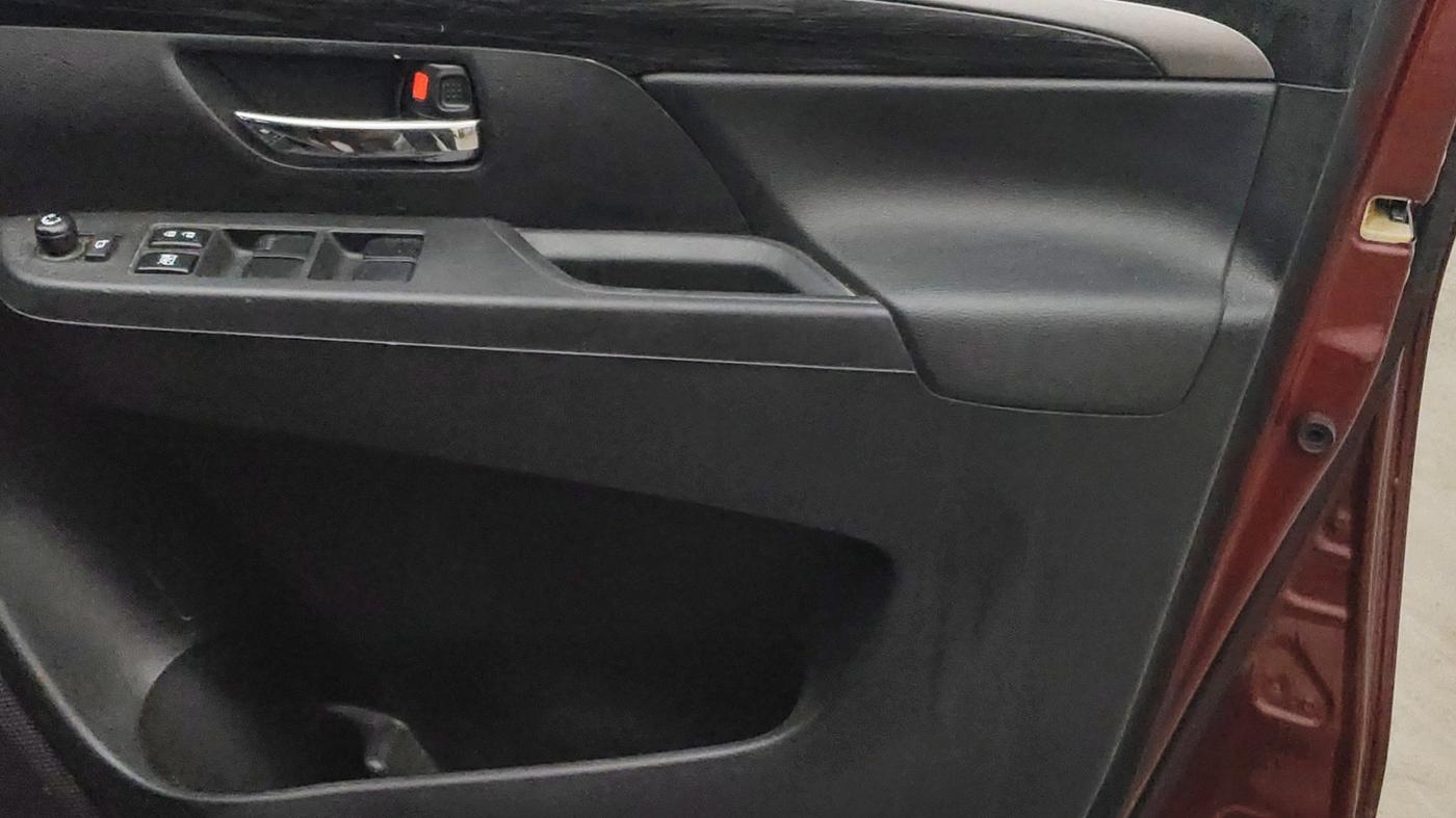 2020 Maruti XL6 ALPHA MT, Petrol, Manual, 25,870 km, Driver Side Door Panels Control