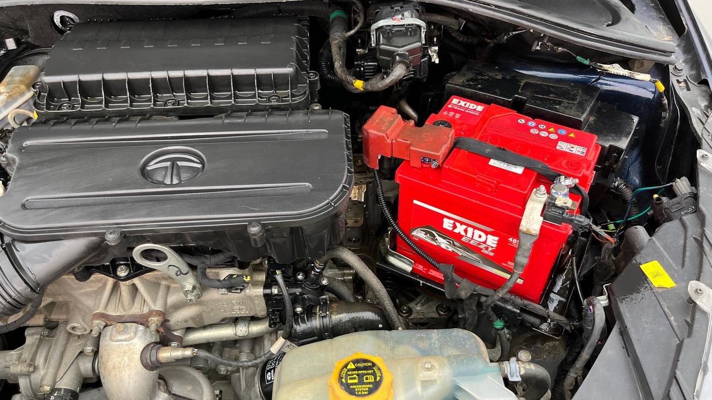 2022 Tata TIGOR XZA PLUS PETROL, Petrol, Automatic, 18,963 km, Engine View - Left