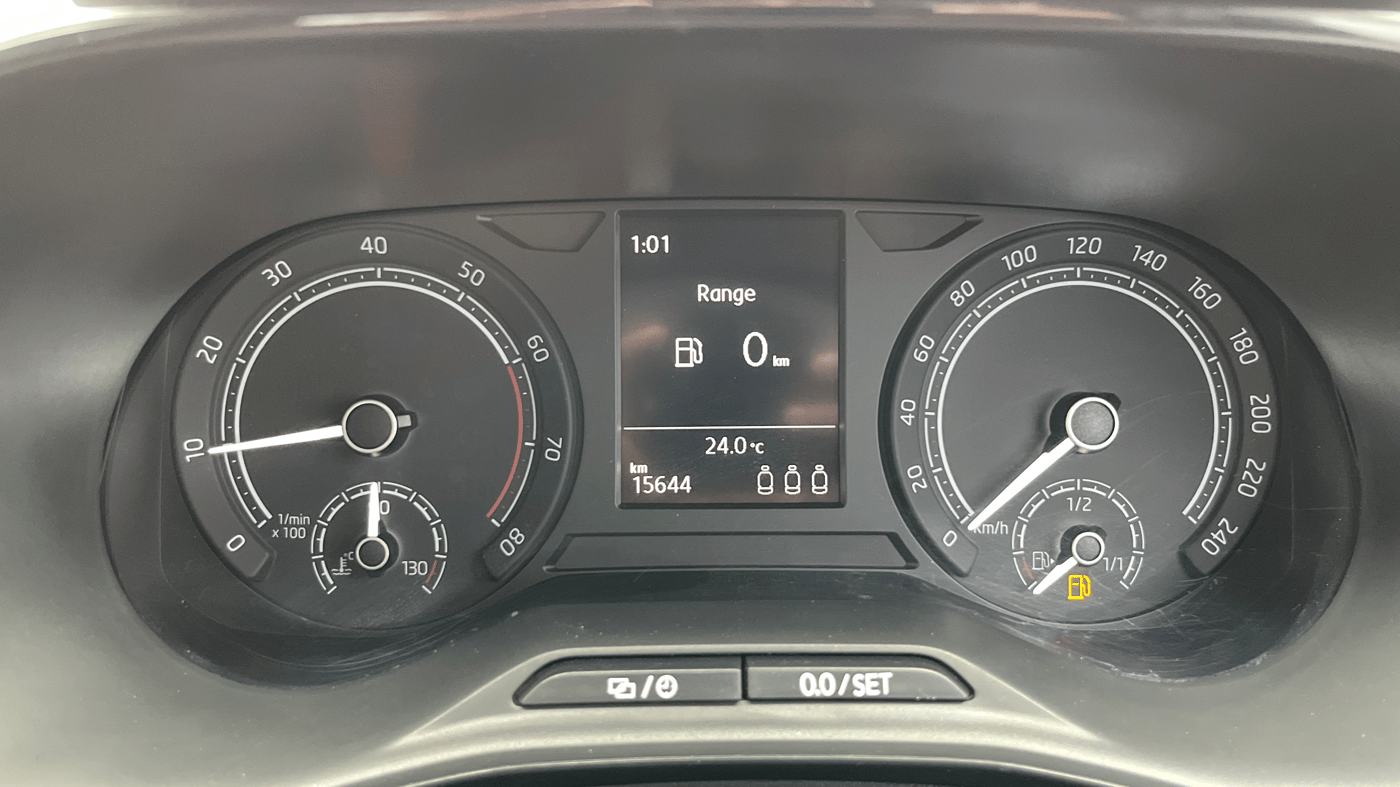 2025 Skoda Kylaq Signature, Petrol, Manual, 15,643 km, Odometer Image