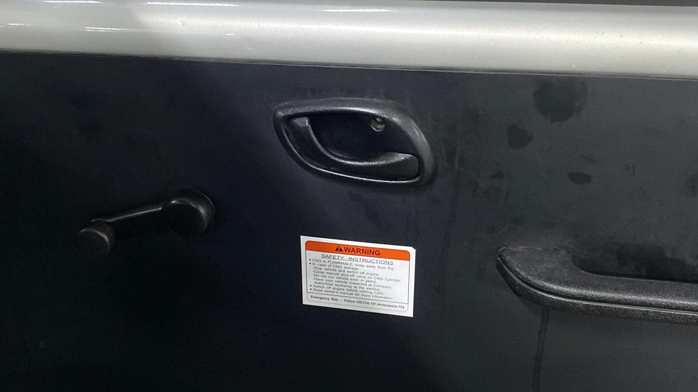 2024 Maruti Eeco 5 STR AC CNG, CNG, Manual, 48,761 km, Driver Side Door Panels Control