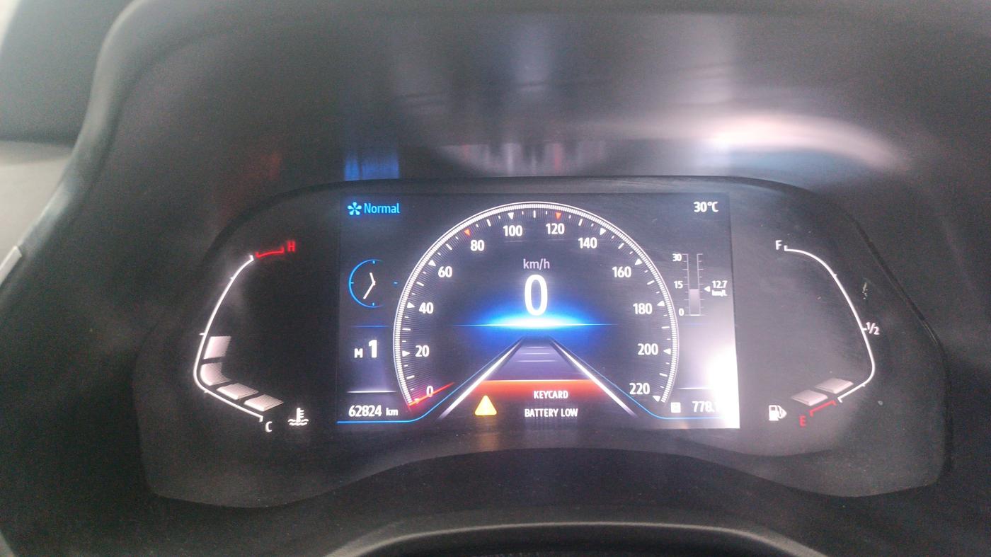 2021 Renault Kiger RXZ AMT DUAL TONE, Petrol, Automatic, 62,824 km, Odometer Image