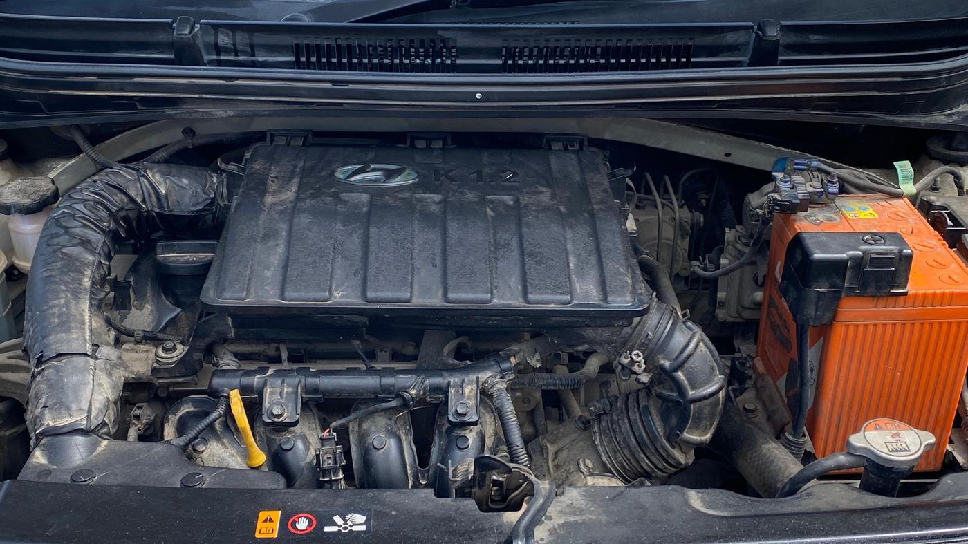 2020 Hyundai AURA SX 1.2, Petrol, Manual, 1,32,585 km, Engine View