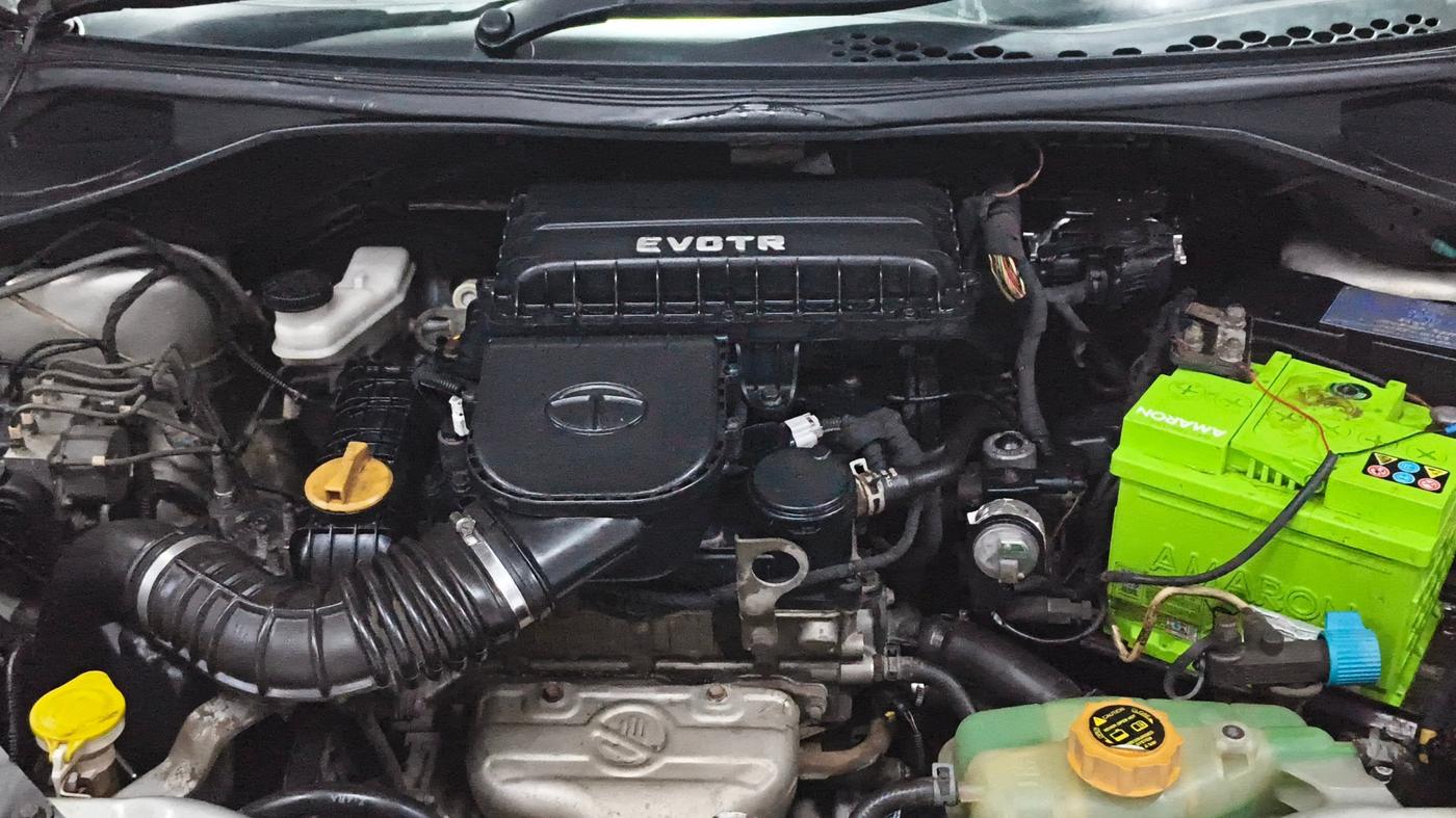 2018 Tata Tiago XZ PETROL, CNG, Manual, 1,26,094 km, Engine View