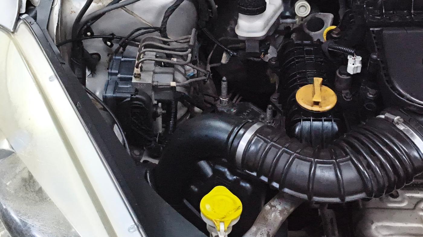 2018 Tata Tiago XZ PETROL, CNG, Manual, 1,26,094 km, Engine View - Right