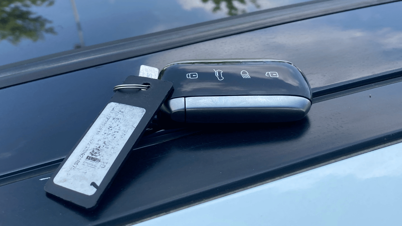 2024 Tata Curvv Creative Plus S 1.2 Petrol 6MT, Petrol, Manual, 32,433 km, Key Close Up