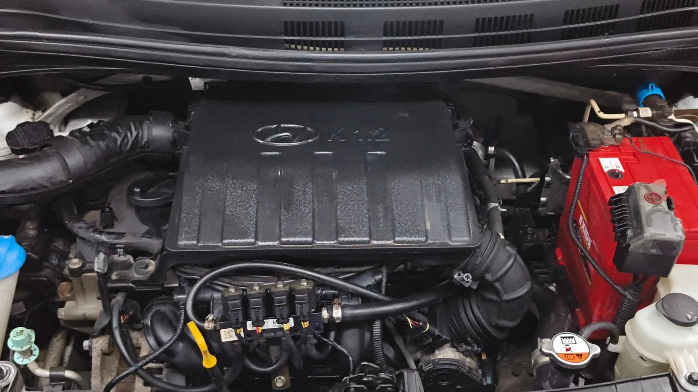 2018 Hyundai Grand i10 MAGNA 1.2 KAPPA VTVT, CNG, Manual, 83,515 km, Engine View