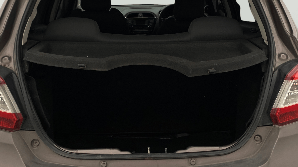 2018 Tata Tiago XZ PETROL, Petrol, Manual, 84,913 km, Boot Inside