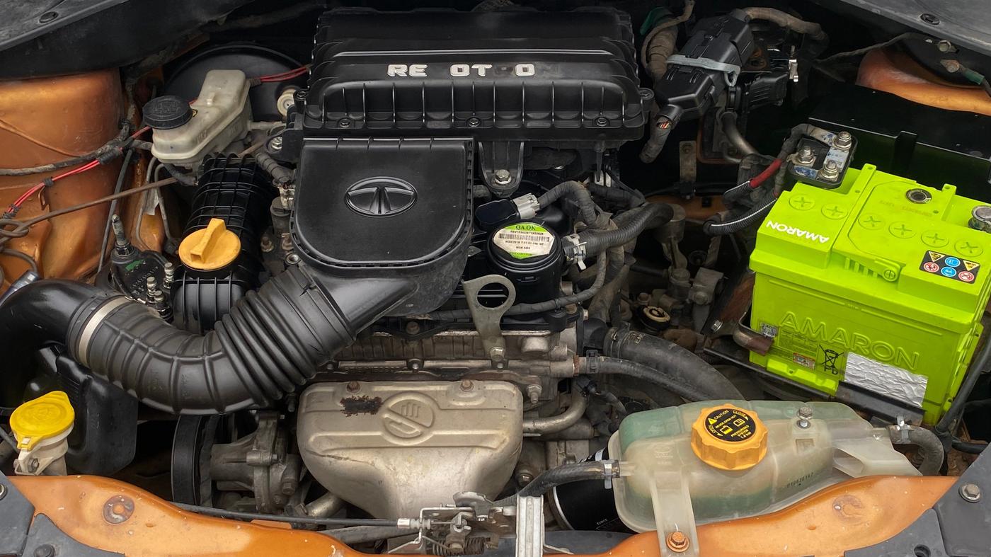 2016 Tata Tiago XM PETROL, Petrol, Manual, 55,896 km, Engine View